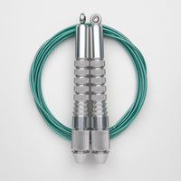 Corde à sauter argent avec câble enrobé vert