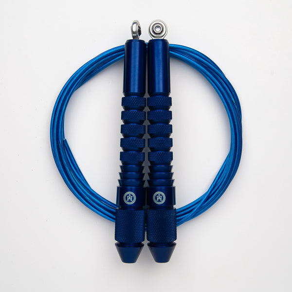 Corde à sauter bleu avec câble enrobé bleu